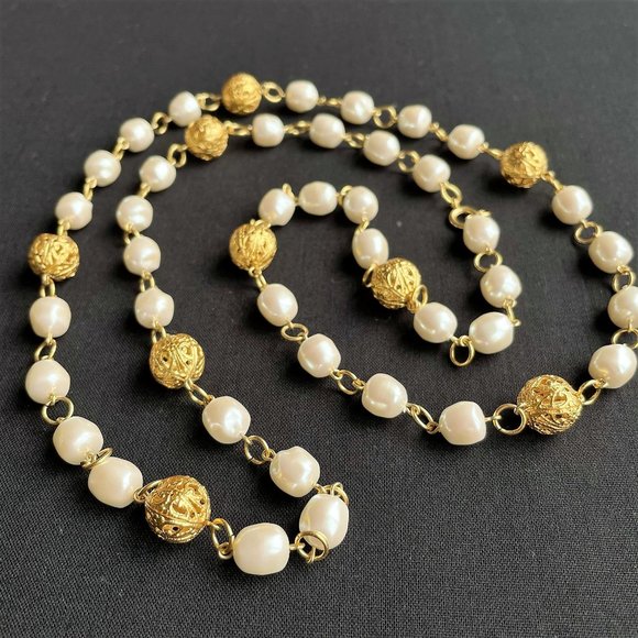 Neiman Marcus Jewelry - Gold and Pearl Long Necklace